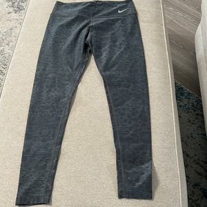 Women’s Nike Dry fit leggings